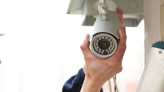 4-Wired-Camera - Online Tech Tips A Closer Look at Wired Cameras image - 4-Wired-Camera