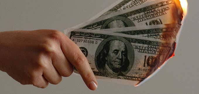 burning-money - Online Tech Tips How Can That be Dangerous? image 2 - burning-money